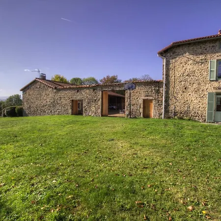 Holiday home Grand De Caractere Pour 15 Pers. Avec Jardin A Lure - Fr-1-496-109 Lure (Loire)